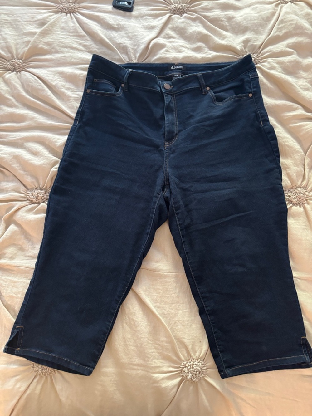 d. jeans Dark Indigo Capri Pants